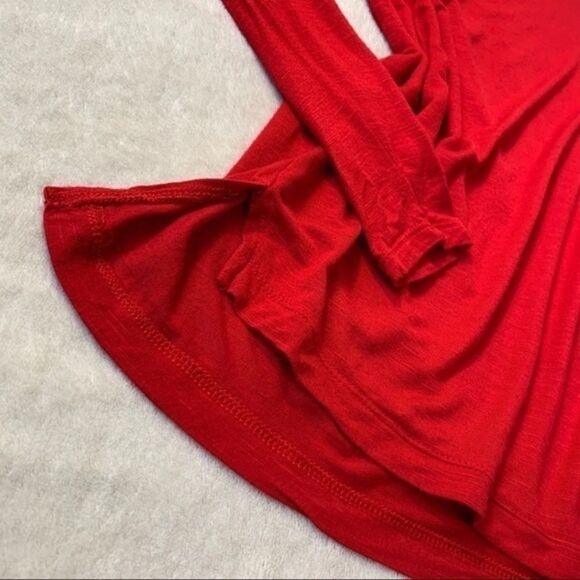 Old Navy Boyfriend Long Sleeve Tee Color Blocking - Picture 3 of 5